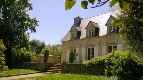 REF 001 - Belle maison avec jardin pour six personnes KERNERS ARZON